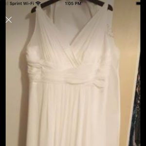 White dress. NWT tags. 14/16 38DD when measured.